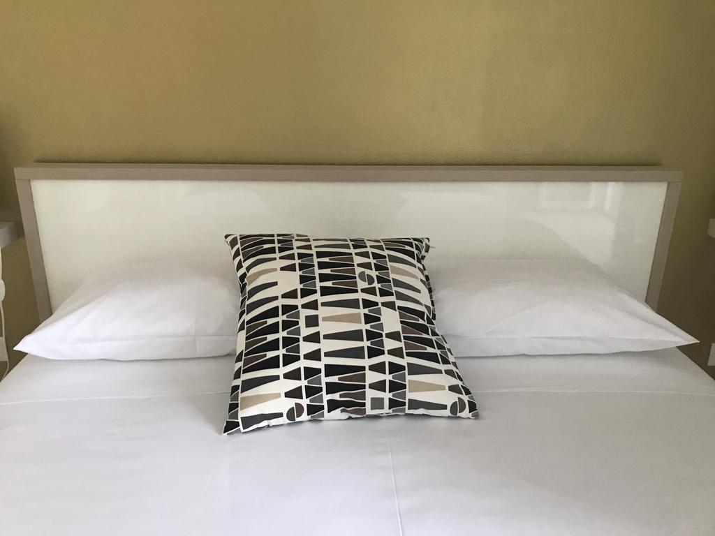 Nuovo Laghetto Del Frassino Hotell Peschiera del Garda Exteriör bild