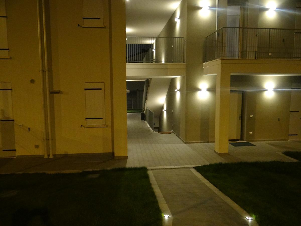 Nuovo Laghetto Del Frassino Hotell Peschiera del Garda Exteriör bild