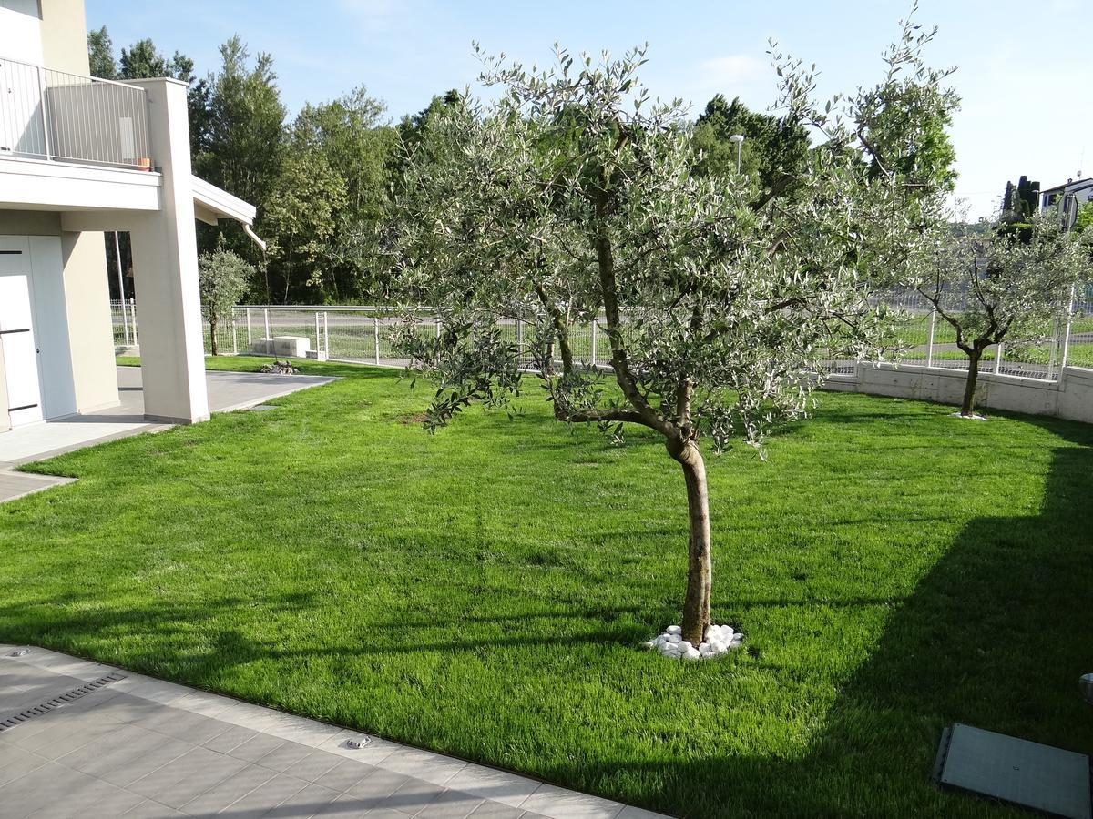 Nuovo Laghetto Del Frassino Hotell Peschiera del Garda Exteriör bild