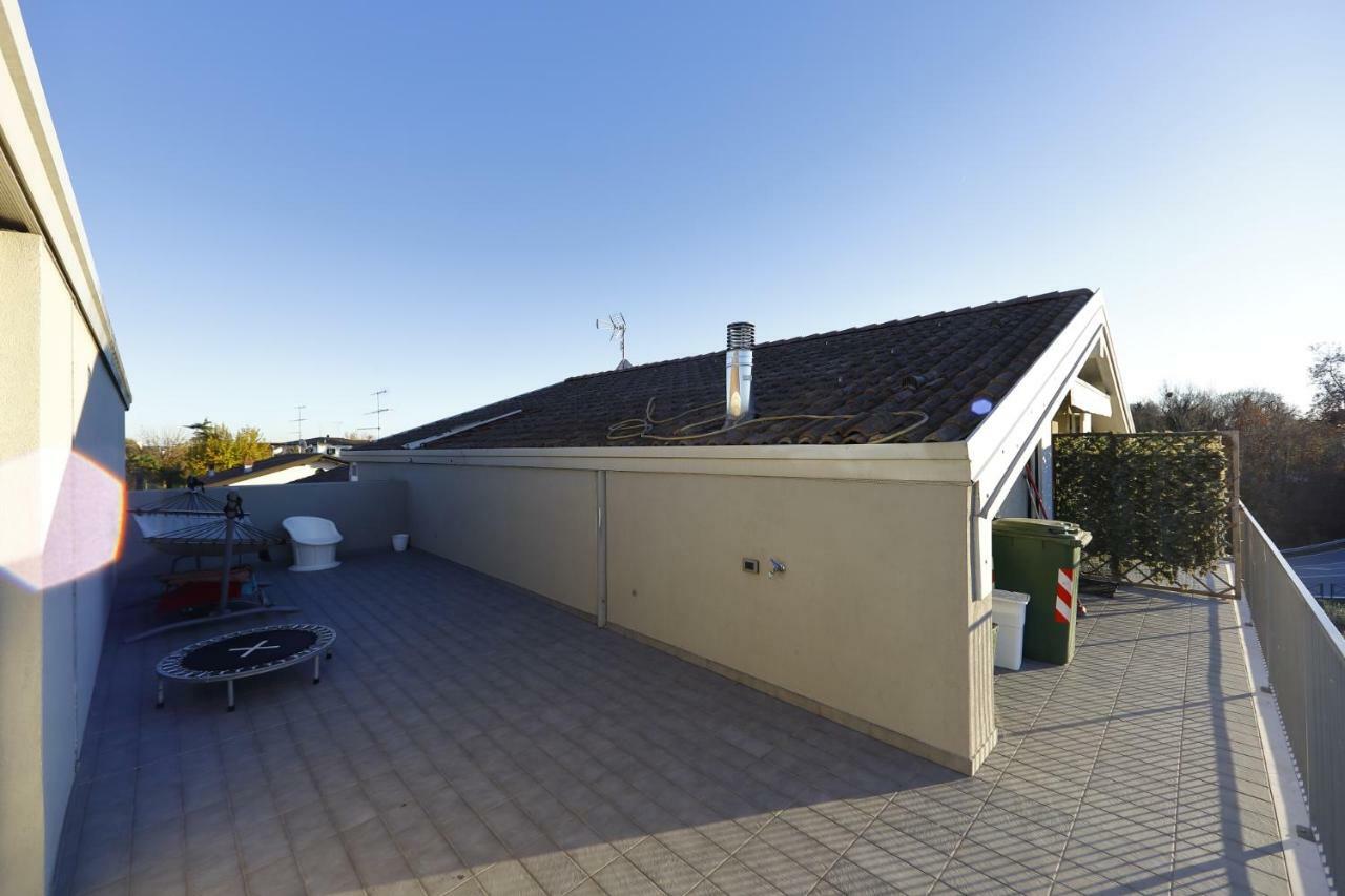 Nuovo Laghetto Del Frassino Hotell Peschiera del Garda Exteriör bild