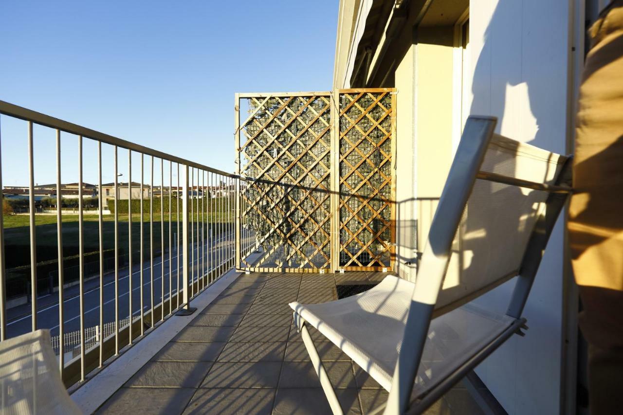 Nuovo Laghetto Del Frassino Hotell Peschiera del Garda Exteriör bild