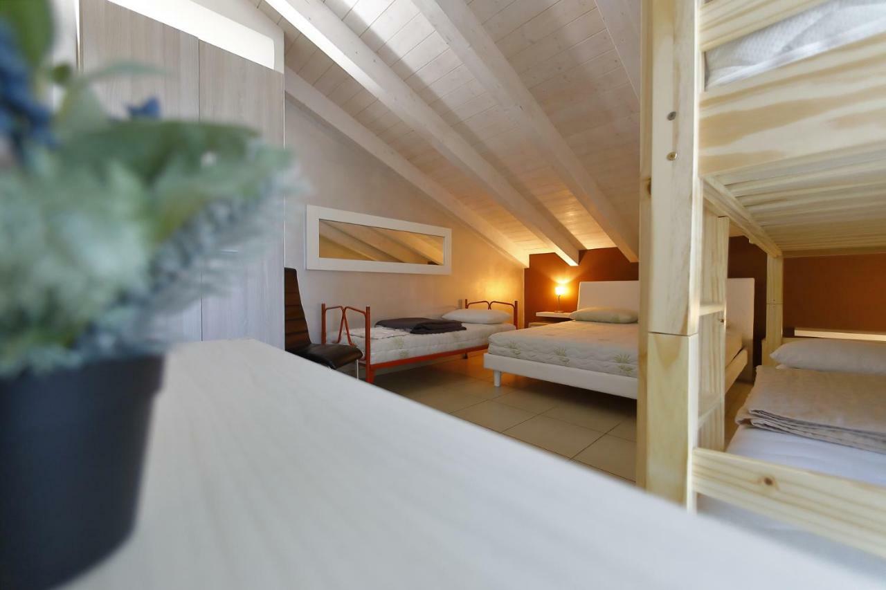 Nuovo Laghetto Del Frassino Hotell Peschiera del Garda Exteriör bild