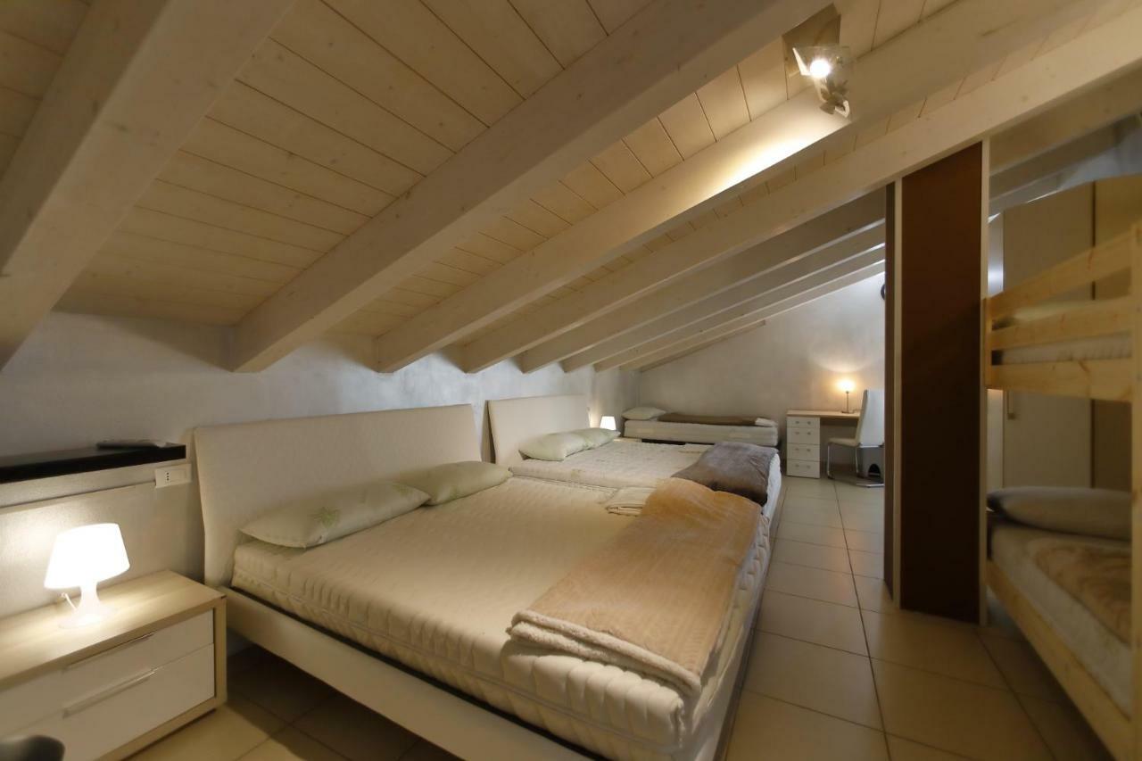 Nuovo Laghetto Del Frassino Hotell Peschiera del Garda Exteriör bild