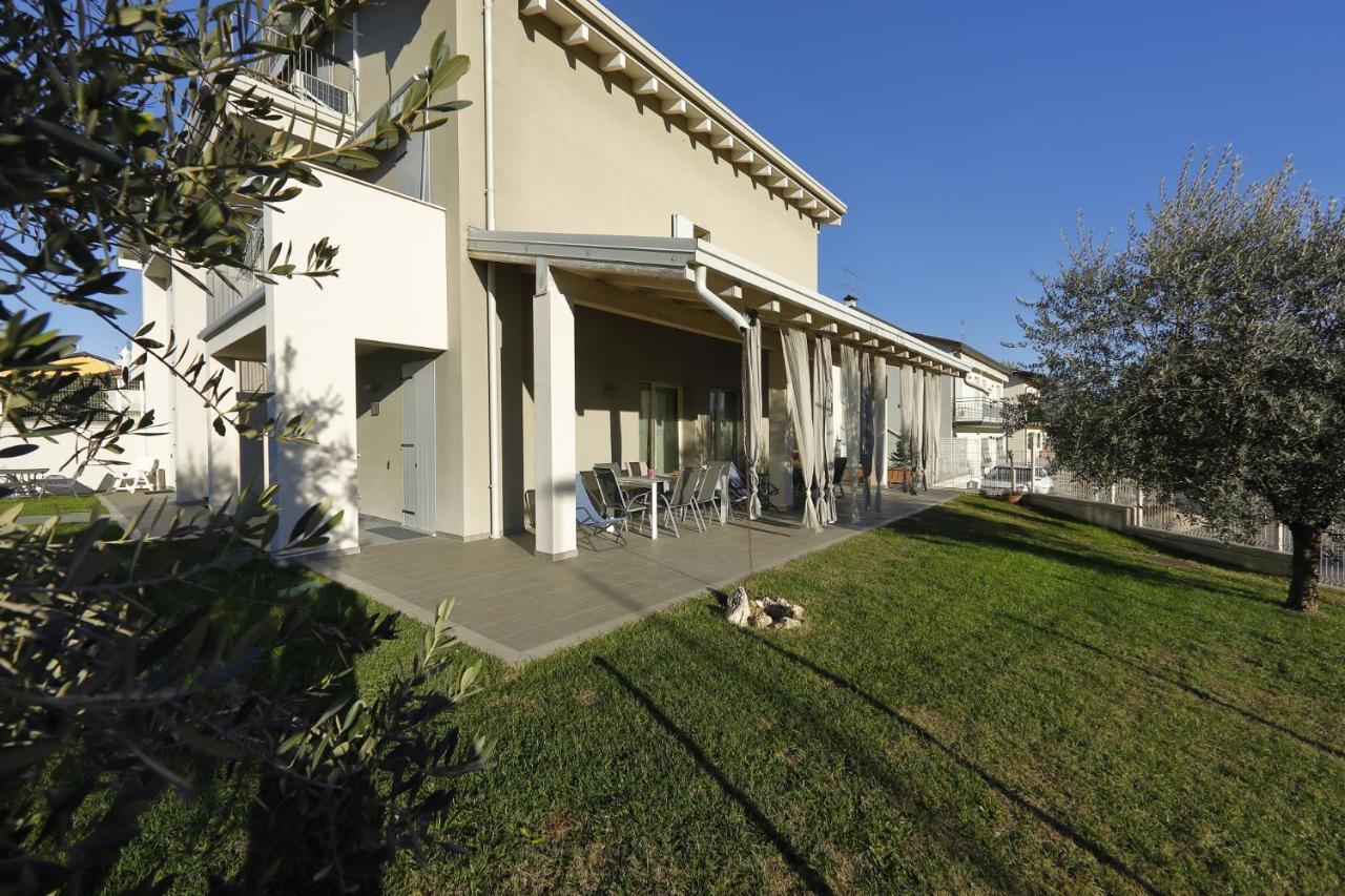 Nuovo Laghetto Del Frassino Hotell Peschiera del Garda Exteriör bild